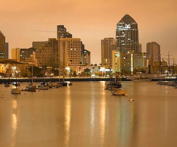 photo of San Diego harbor in the evening for car shipping