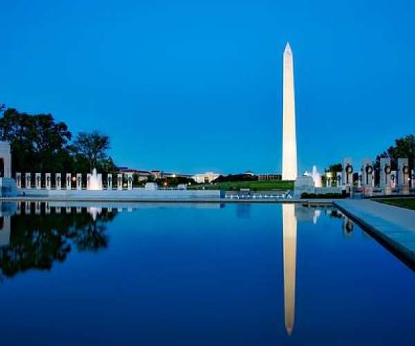 photo of washington-monument car shipping from DC