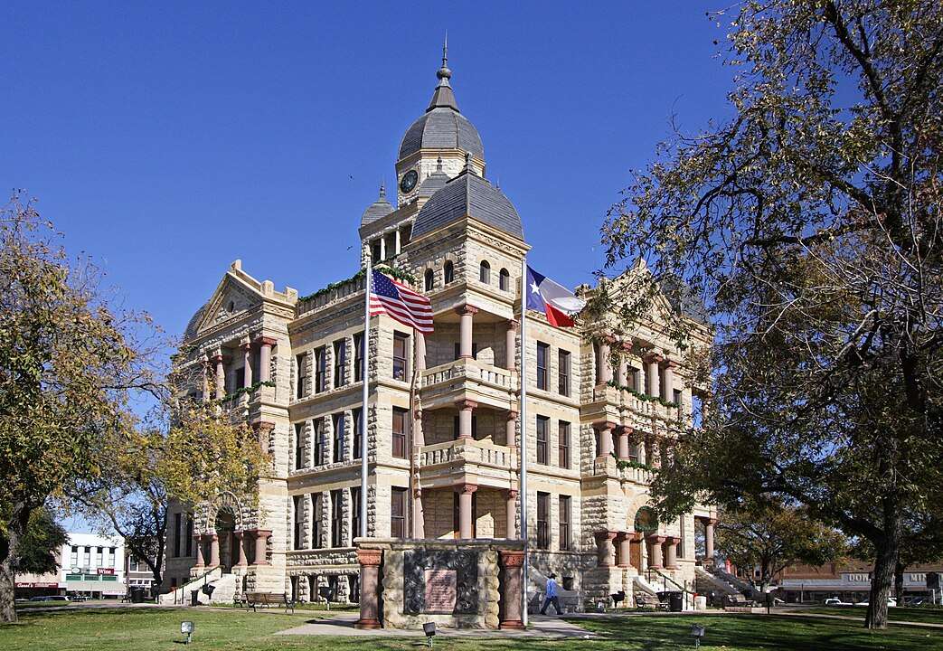 photo of Old_Courthouse_Denton_TX vehicle transport services